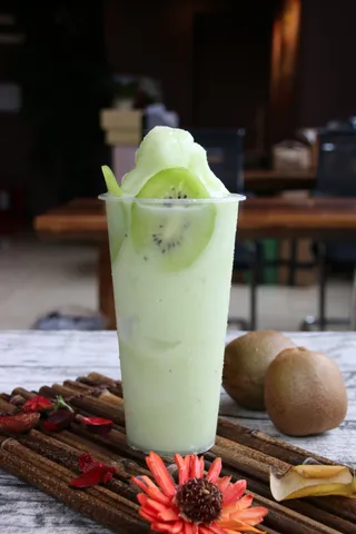 奇异果沙冰广告