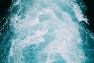 高清水流浪花波浪