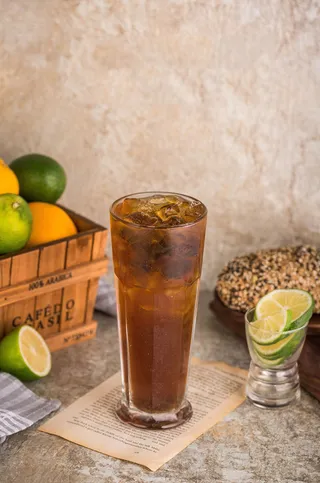 奶茶店水果茶饮品特饮高清图柠檬红茶