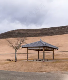 古风木制凉亭图片