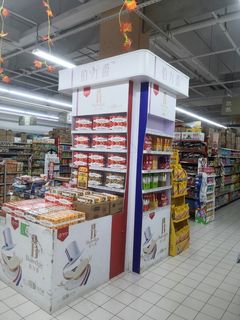 伯力爵超市现场包柱效果图