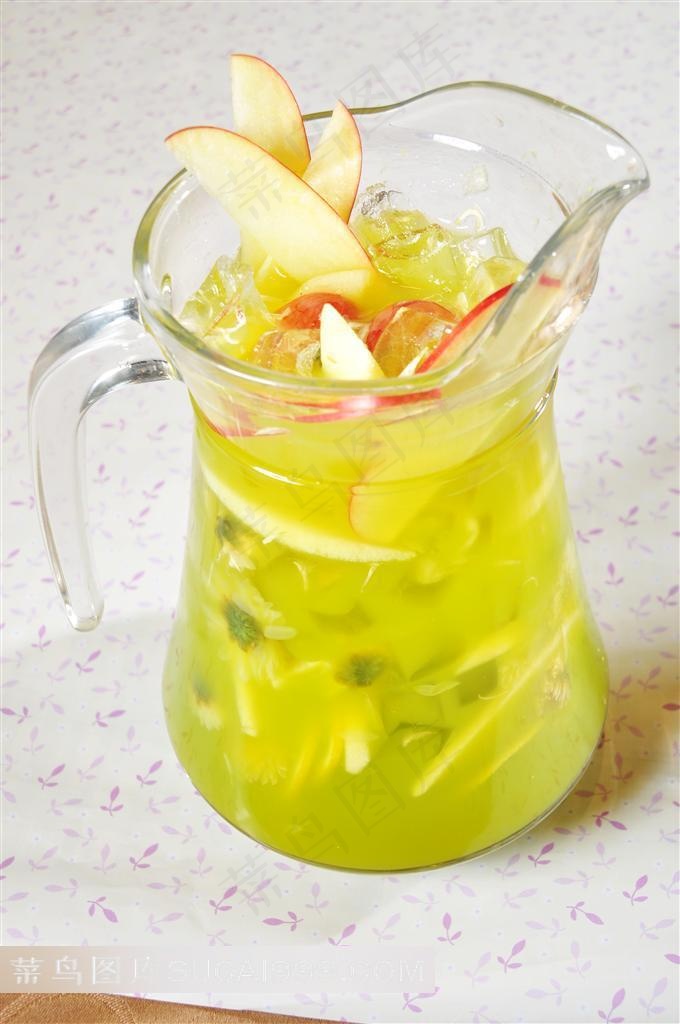 冰镇菊花苹果水果茶