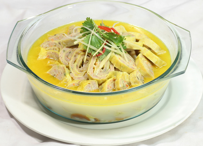 22山珍一锅鲜 一篓油