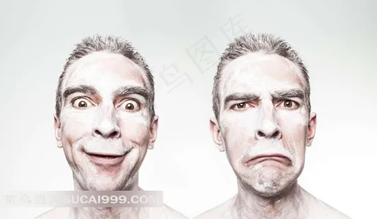 欧美搞怪中年男涂白粉脸