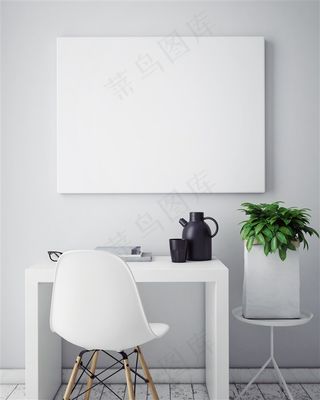 椅子桌子和盆景
