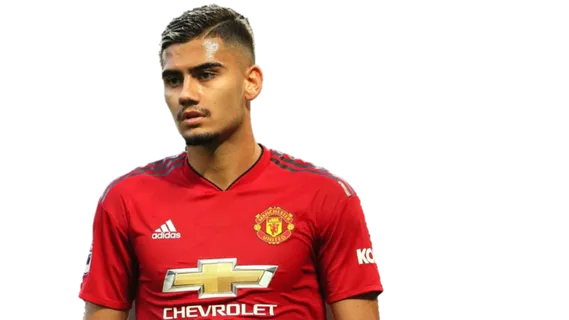 足球运动员踢球射门免抠