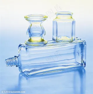 玻璃工艺-一个倒放的玻璃酒瓶