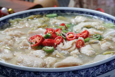 水煮山椒鸡柳28元 (4)