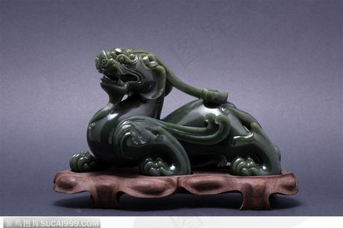 传统工艺-墨绿色麒麟玉器 传统工艺-墨绿色麒麟玉器