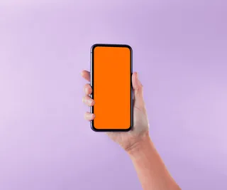 右手手持苹果手机展示样机