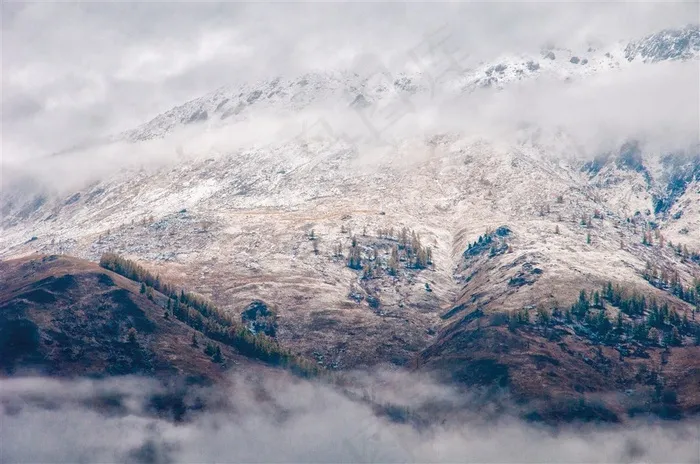 欧洲山峰雪山山脉