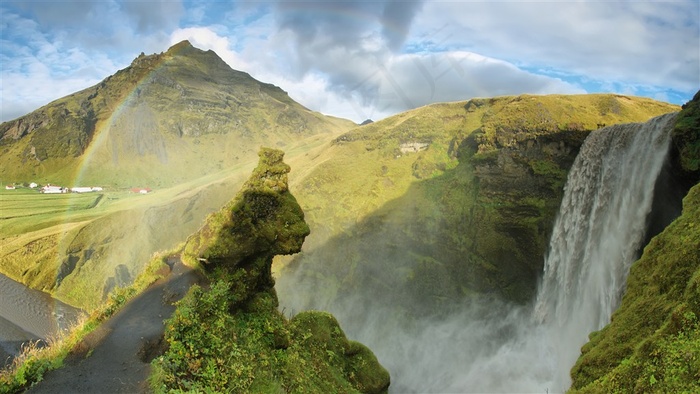 白云与山涧瀑布等风景