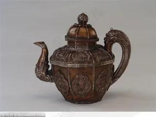 传统工艺-镀金的铜茶壶