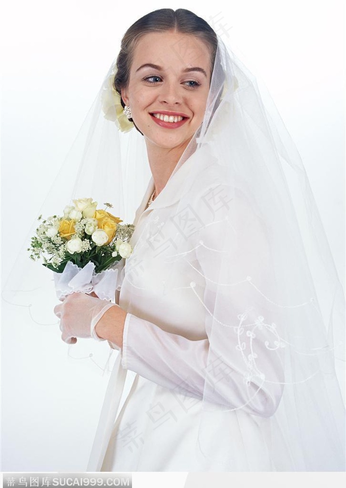 婚礼物语-握着鲜花高兴的新娘