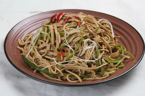 尖椒豆腐丝
