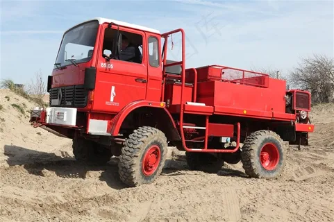 大型特种运输车开发建设摄影图片