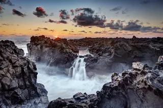 高清唯美玄幻山水瀑布风景图片
