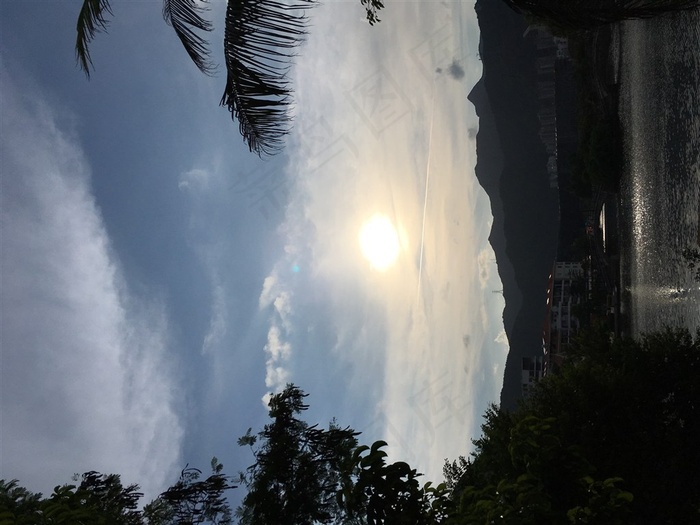 安静的小湖边