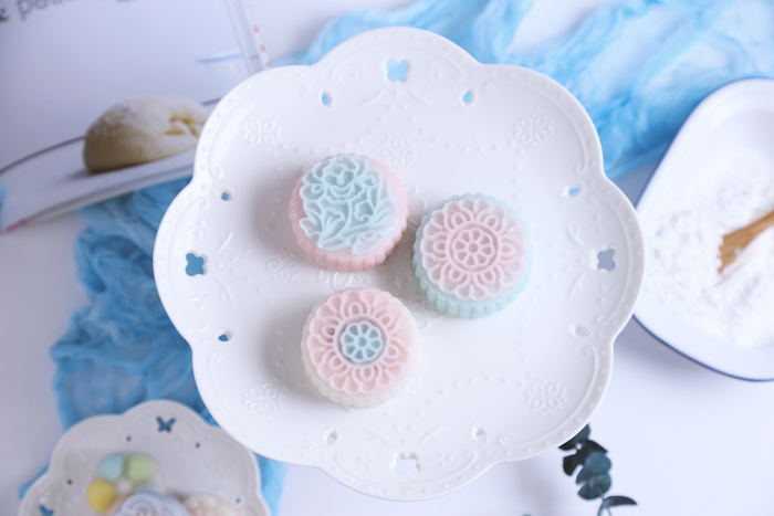 精美好吃的冰皮月饼图片-第1张