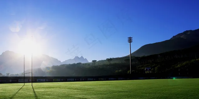 橄榄球场地图片