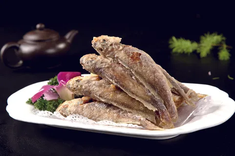 酥炸小黄鱼 (1) 酥炸小黄鱼 (1)