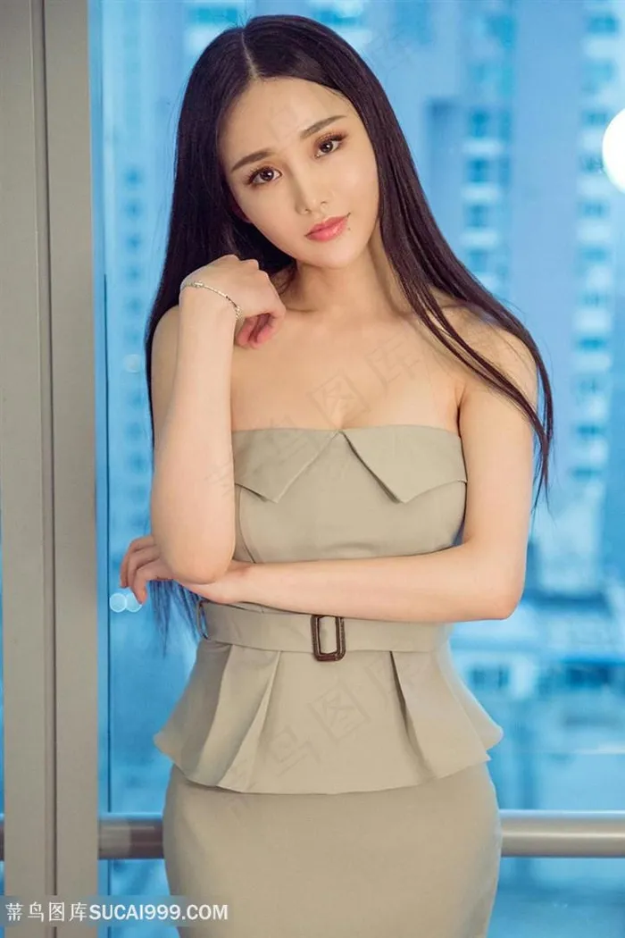 窗户边的高清性感气质美女林熙桐图片