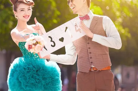 时尚青春恋人艺术照摄影图