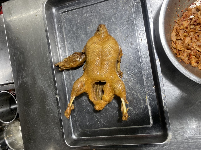 卤鸭全鸭五香啤酒鸭烤鸭烧鸭鲜卤现捞菜品菜谱实拍图片