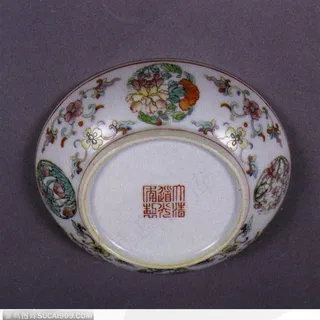 传统工艺-盘子底部的印章