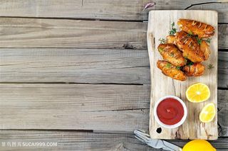 烤鸡翅番茄汁和柠檬
