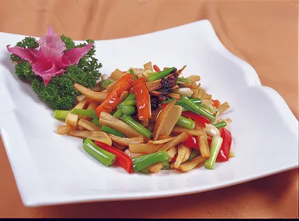 CXC06021湘炒鸡腿菇 CXC06021湘炒鸡腿菇