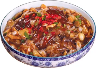 蹄膀烩山菌-一品居