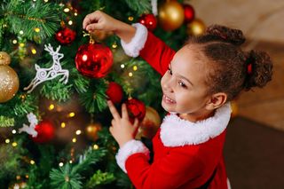 圣诞节室内人物场景圣诞开心地装饰圣诞树(162)