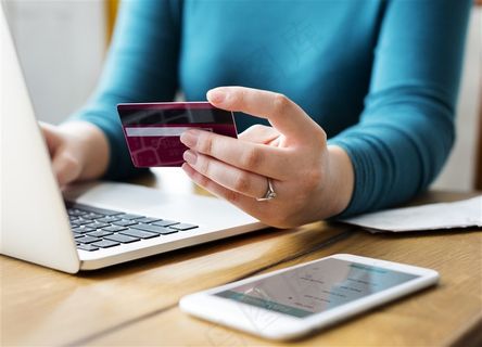 购物信用卡金融支付场景高清图片