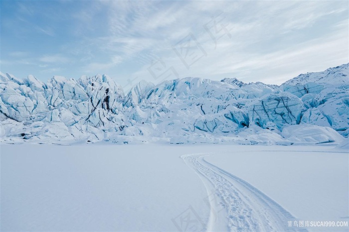 冰天雪地雪山
