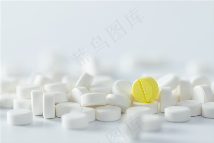 许多白色圆形药片高清摄影图片