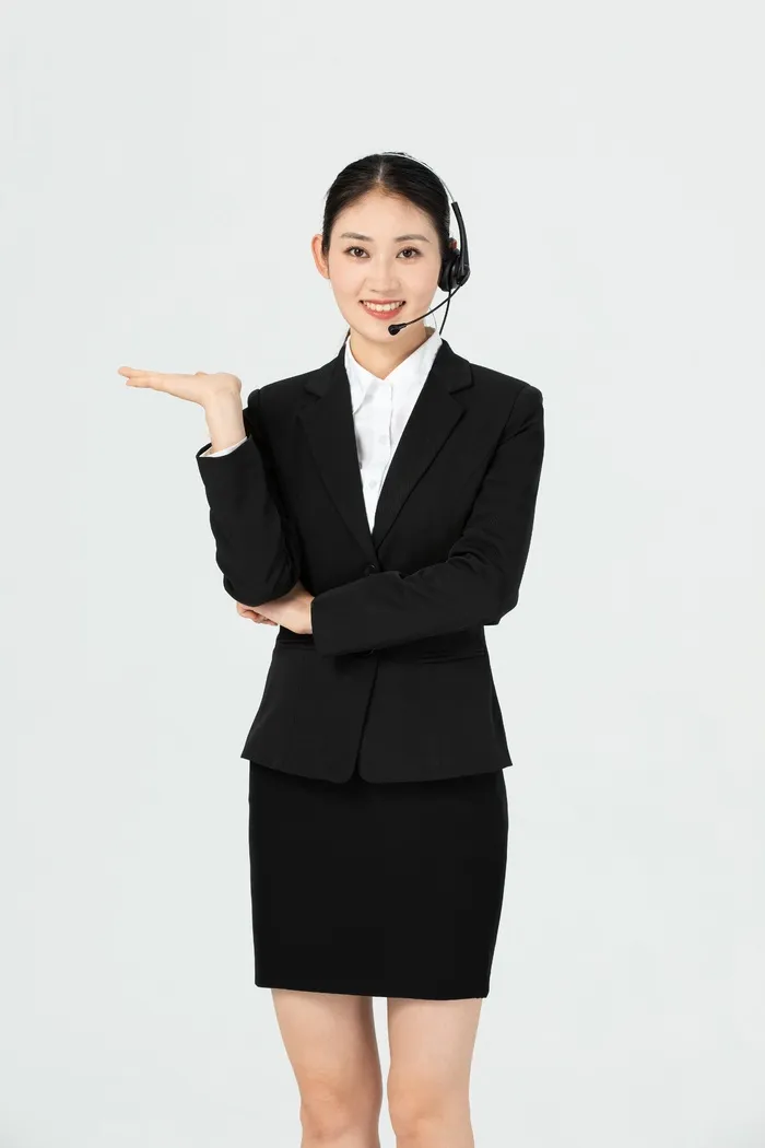 女性盘头马尾辫职业客服】