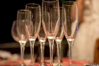 玻璃高脚杯素材图片