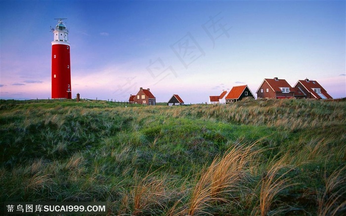 草原上的红色灯塔
