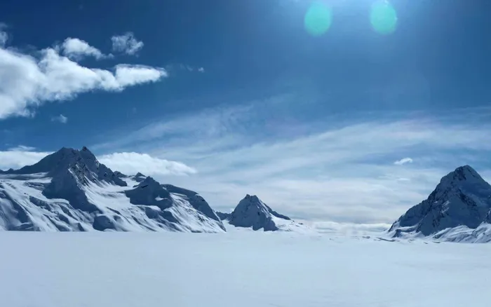 唯美高清雪山雪景
