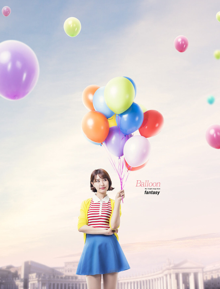 美女电商气球蓝天背景