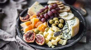 沙拉西餐美食水果鸡蛋牛肉餐具摄影