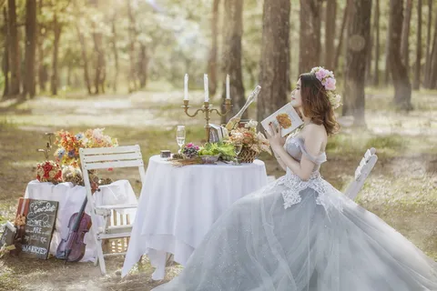 清新治愈系美女婚纱图片