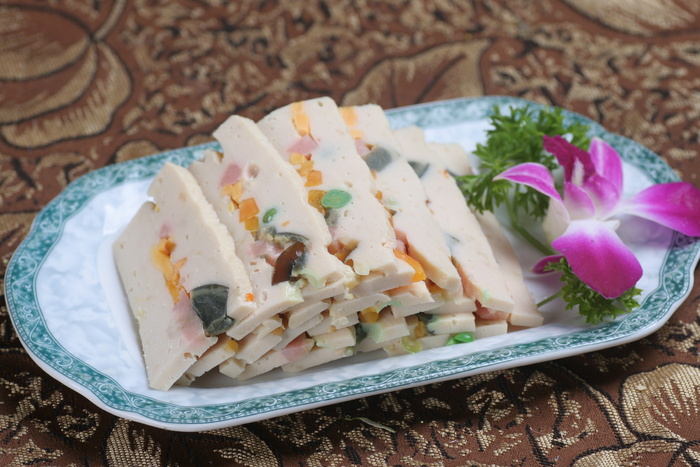 三色鸡糕