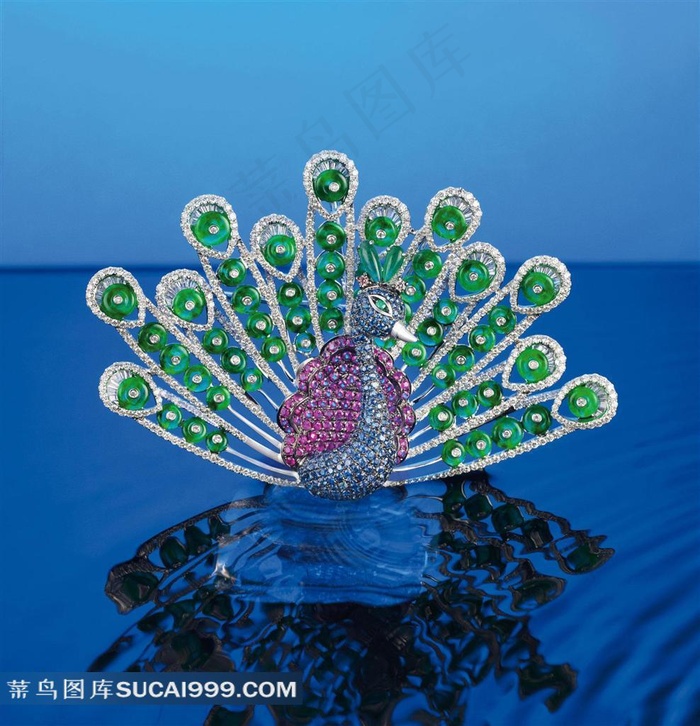 精美宝石孔雀吊坠