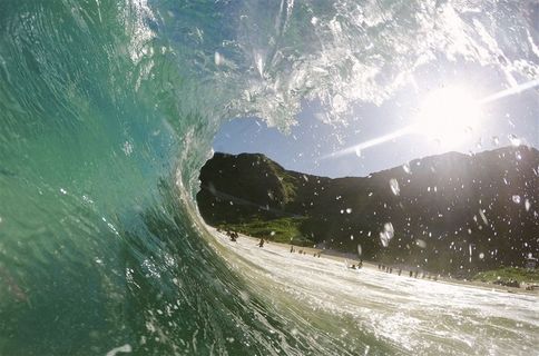 汹涌的浪花摄影