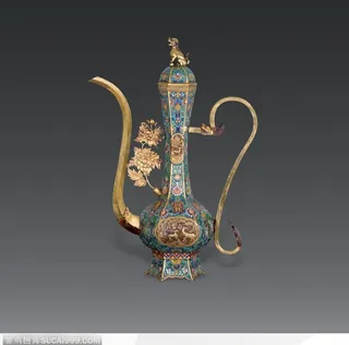 清代乾隆期间掐丝珐琅双鹿执壶图片