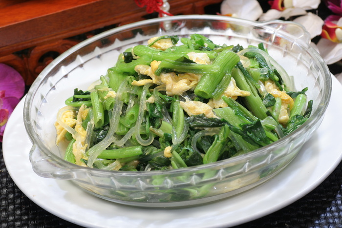虾酱菠菜 10元