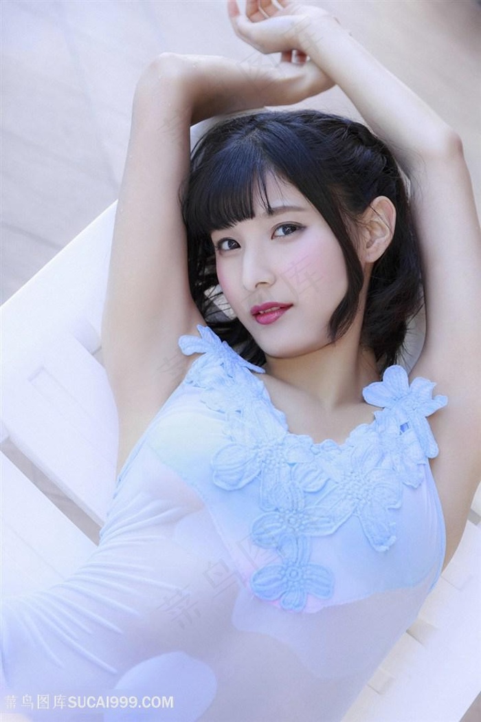 *日韩美女泳装写真图片