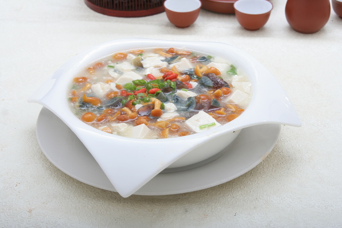 滑菇皮蛋烩豆腐 18元 (2)